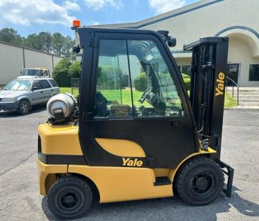 Yale 5000lb Pneumatic Forklift 3 Stage Mast Side shifting forks Yale Warehouse Forklift 5000lb Forklift