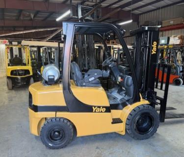 Yale 5000lb Pneumatic Forklift 3 Stage Mast Side shifting forks Yale Warehouse Forklift 5000lb Forklift