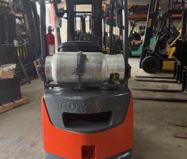 Toyota 3000LB 3 Stage Mast Side Shifting Forks 