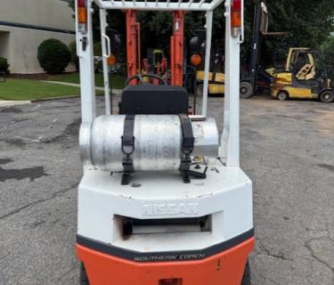 Nissan 3000lb pneumatic forklift for sale Atlanta Georgia
