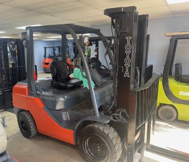 Toyota 5000lb forklift for sale Atlanta Georgia